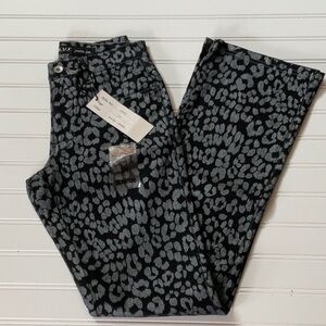 RVT Black Silver Metallic Leopard Hi Rise.  Size 3/4